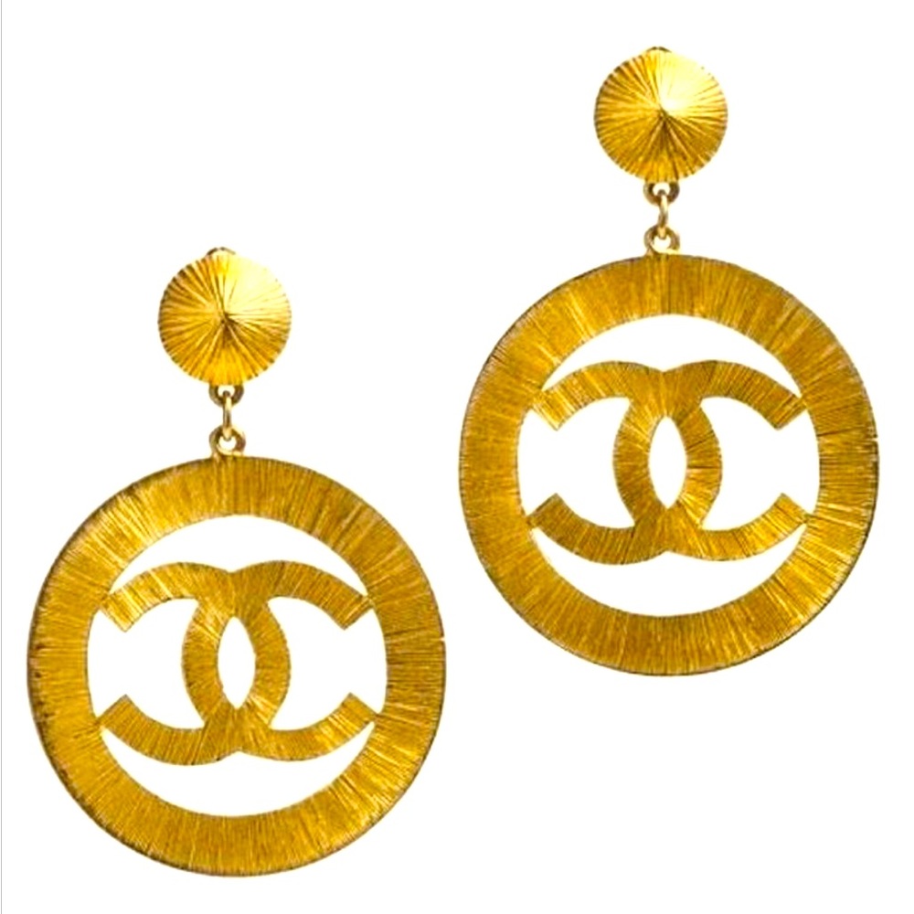 🤩🤩Authentic CHANEL Sunburst Earrings🤩🤩